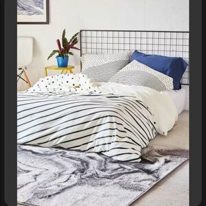NWT Urban Outfitters Deny Designs Opposites Attract Duvet & Shams Full/Queen